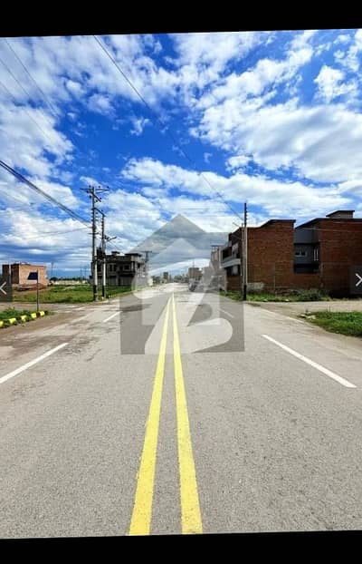 سودائیس ولاز ورسک روڈ,پشاور میں 5 مرلہ رہائشی پلاٹ 65.0 لاکھ میں برائے فروخت۔