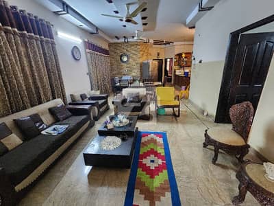 300 SQ YARDS GROUND +ONE HOUSE FOR SALE 300 SQ YARDS GROUND +ONE HOUSE FOR SALE