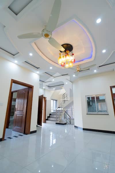House Of 5 Marla Is Available For Sale In Bahria Town - Sector C, Lahore