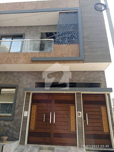 سیکٹر 32 ۔ پنجابی سوداگر سٹی پیز 1 سکیم 33 - سیکٹر 32,سکیم 33,کراچی میں 4 کمروں کا 5 مرلہ مکان 2.7 کروڑ میں برائے فروخت۔