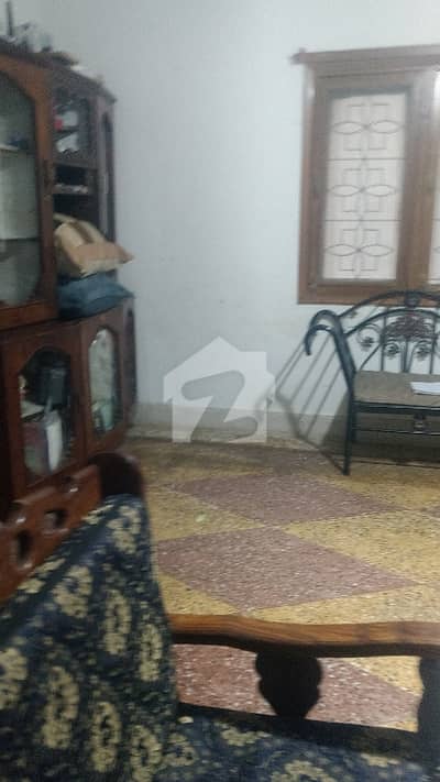 Gulshan E Iqbal Block 3 Portion For Rent