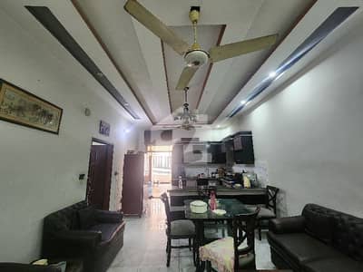 150 SQ YRDS FIRST FLOOR PORTION FOR SALE