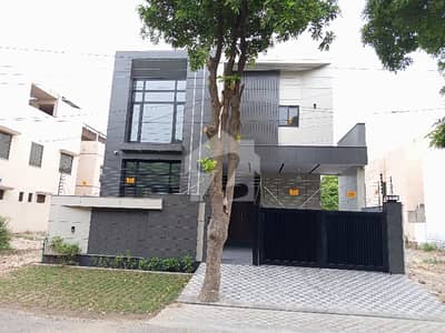 10 Marla Brand New House For Sale Wapda City