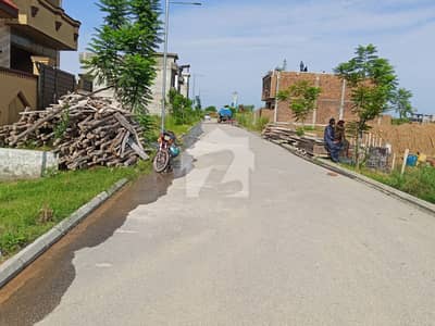 Investor Rate AGG A Block Plot For Sale Solid Land Heighted Area Market School Walking And Very Best Location