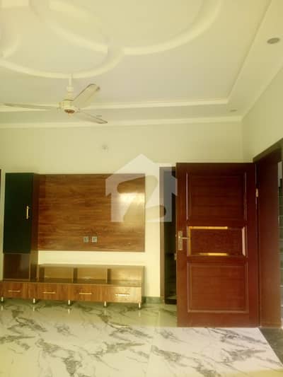 10 Marla Upper Portion Is Available In Affordable Price In Gulberg Residencia