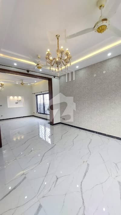 DHA Phase 5 10 Marla Beautiful House