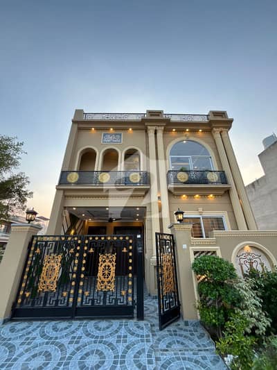 Modern 3-Bedroom House Near Mosque & Park Palm City Lahore