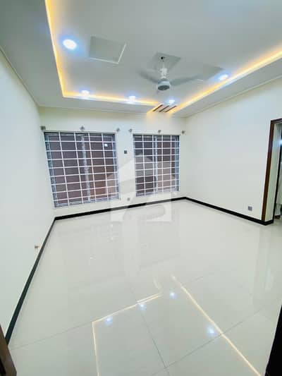 A Great Choice For A 20 Marla Upper Portion Available In DHA Defence Phase 2