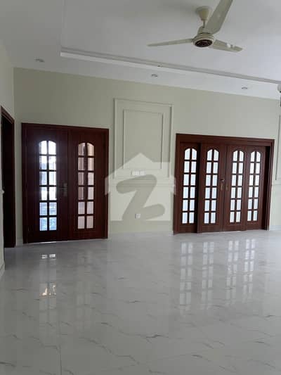 500 SQ YD JUST PAY 30% DOWN PAYMENT WITH 6 MONTHS TIME: OWNERS GROUP