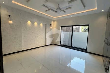 Ideally Located House Of 5 Marla Is Available For Sale In Lahore