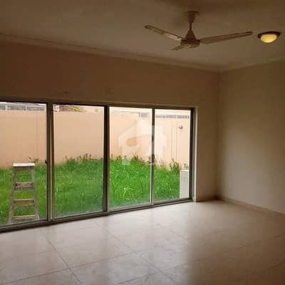 350sq Yard 4Bed DDL Sports Villas With 100sq Yard Back Yard LAWN At LOWEST RATE Of MARKET