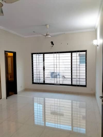 E-11 One Kanal Upper Portion Three Bedrooms Available For Rent