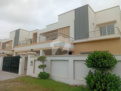 CHANCE DEAL CONFIRM HOUSE BRAND NEW ELEGANT READY TO OVE 500 SQ YD HOUSE FOR SALE