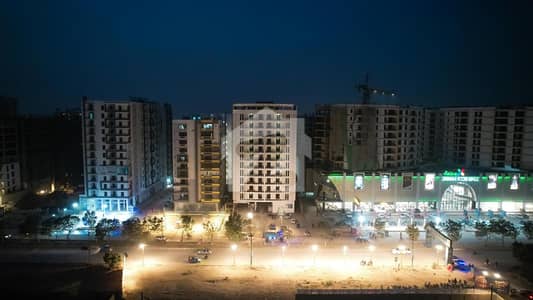 جناح ایونیو کراچی میں 2 کمروں کا 5 مرلہ فلیٹ 1.75 کروڑ میں برائے فروخت۔