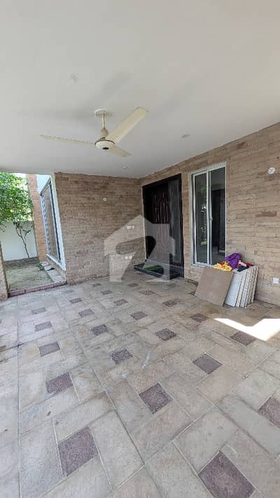 10 Marla Upper Portion Non Furnished For Rent 10 Marla Upper Portion Non Furnished For Rent