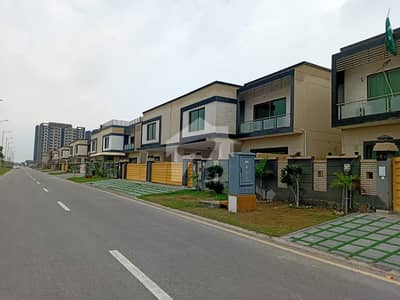 CHANCE DEAL 375 SQUARE YARD HOUSE FOR SALE