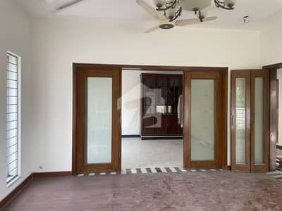 1 KANAL WITH BASEMENT HOUSE FOR RENT IN SECTOR C BAHRIA TOWN LAHORE