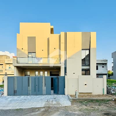 10 Marla (35x70) Double Unit House For sale in Block D mpchs Multi Garden B17 islamabad