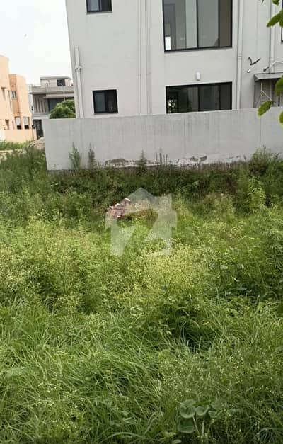Dha phase 7 10 Marla plot hot deal. .