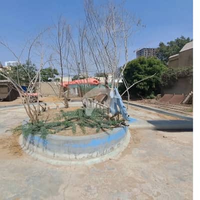 کلفٹن ۔ بلاک 1 کلفٹن,کراچی میں 2 کنال رہائشی پلاٹ 15.0 کروڑ میں برائے فروخت۔