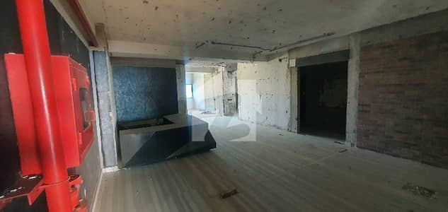 5421 Sq Feet CORPORATE OFFICE SPACE AVAILABLE FOR RENT