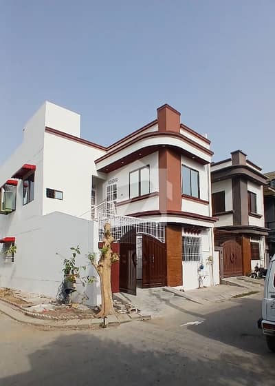 120 Yard CORNER WEST OPEN PARK FACE VILLA AVAILABLE FOR SALE
