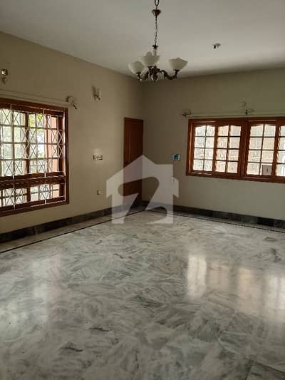 گلشنِ اقبال - بلاک 9 گلشنِ اقبال,گلشنِ اقبال ٹاؤن,کراچی میں 4 کمروں کا 1 کنال بالائی پورشن 1.5 لاکھ میں کرایہ پر دستیاب ہے۔