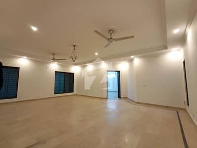 1.5 Kanal Independent House For Office