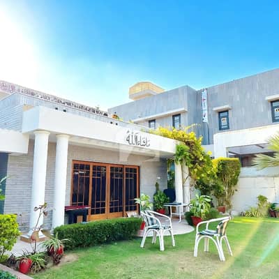 1000 YARDS BUNGALOW FOR RENT