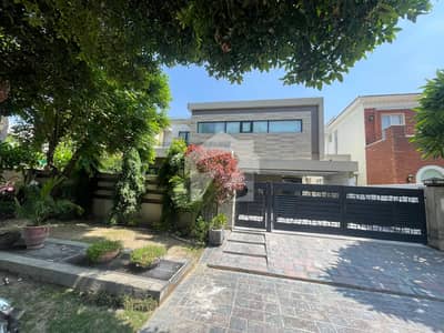 1 Kanal Slightly Use Sui Gas House For Sale 1 Kanal Slightly Use Sui Gas House For Sale