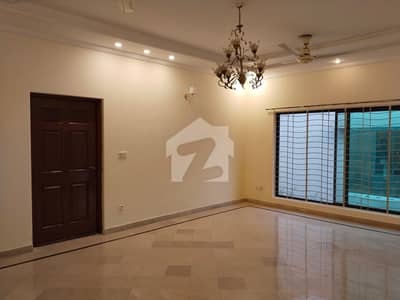 ڈی ایچ اے فیز 4 ڈیفنس (ڈی ایچ اے),لاہور میں 3 کمروں کا 1 کنال بالائی پورشن 1.5 لاکھ میں کرایہ پر دستیاب ہے۔ ڈی ایچ اے فیز 4 ڈیفنس (ڈی ایچ اے),لاہور میں 3 کمروں کا 1 کنال بالائی پورشن 1.5 لاکھ میں کرایہ پر دستیاب ہے۔