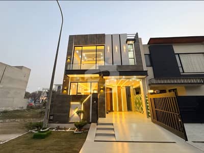 5 Marla Luxury House For Sale DHA 9 Town B-Block 5 Marla Luxury House For Sale DHA 9 Town B-Block