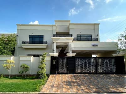 20 Marla beautiful slightly used house in saeed colony with 10kv solar system