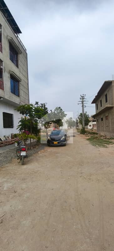120 Sq Yard Transfer Plot in Saadi Garden Block 5