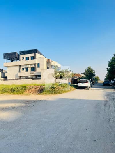 I Am Selling 7 Marla Residential Plot In Block F,Gulberg Residencia Islamabad