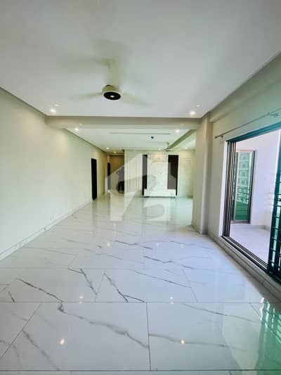 Brand new corner building good view 4 bedrooms luxury flat available urgent for sale with all utilities