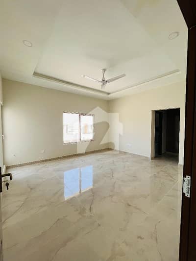 Buy A 500 Square Yards House For rent In Falcon Complex New Malir