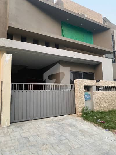 5 Marla Single Unit House For Rent