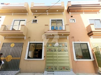 Well-constructed House Available For sale In 80 Feet Road