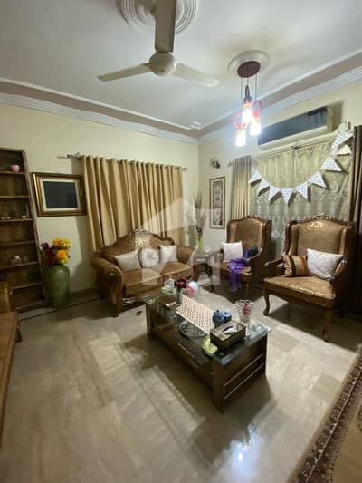 400 Sq Yards West Open House Is Available For Sale