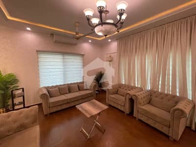 12 Marla 5 Bedrooms House For Sale On Investor Price.