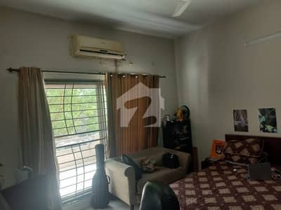 12 Marla 5 Bedrooms Investor Price House For Sale