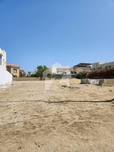 KH E SHAHBAZ SERVIC ROAD WEST OPN 1000 yards Plot FOR SALE DHA PHASE 6 NEAR HILAL PARK