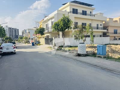 ٹاپ سٹی 1 - بلاک بی ٹاپ سٹی 1,اسلام آباد میں 1 کنال رہائشی پلاٹ 2.35 کروڑ میں برائے فروخت۔