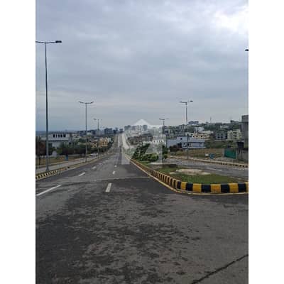 ڈی ایچ اے فیز 5 - سیکٹر ڈی ڈی ایچ اے ڈیفینس فیز 5,ڈی ایچ اے ڈیفینس,اسلام آباد میں 1 کنال رہائشی پلاٹ 2.99 کروڑ میں برائے فروخت۔ ڈی ایچ اے فیز 5 - سیکٹر ڈی ڈی ایچ اے ڈیفینس فیز 5,ڈی ایچ اے ڈیفینس,اسلام آباد میں 1 کنال رہائشی پلاٹ 2.99 کروڑ میں برائے فروخت۔