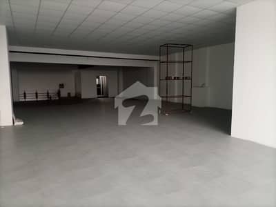 1 Kanal First Floor Hall For Rent