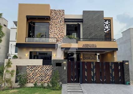 10 Marla Exquisite Designer House For Sale In Janiper Block Bahria Town Lahore