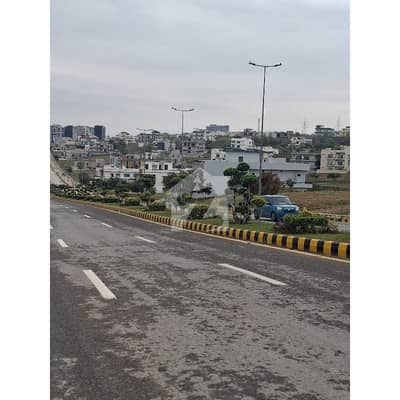 ڈی ایچ اے فیز 5 - سیکٹر ڈی ڈی ایچ اے ڈیفینس فیز 5,ڈی ایچ اے ڈیفینس,اسلام آباد میں 1 کنال رہائشی پلاٹ 3.05 کروڑ میں برائے فروخت۔ ڈی ایچ اے فیز 5 - سیکٹر ڈی ڈی ایچ اے ڈیفینس فیز 5,ڈی ایچ اے ڈیفینس,اسلام آباد میں 1 کنال رہائشی پلاٹ 3.05 کروڑ میں برائے فروخت۔
