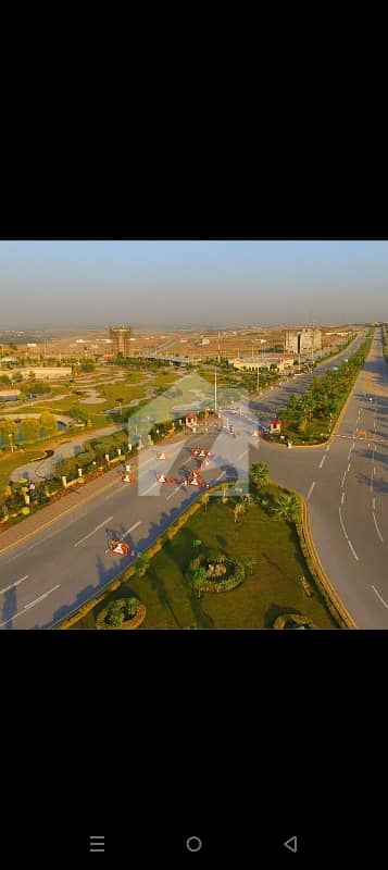 DHA Valley 8 Marla 1st Ballot With Possession And Construction Later