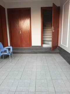 5 MARLA UPPER PORTION AVAILABLE FOR RENT IN PARK VIEW CITY